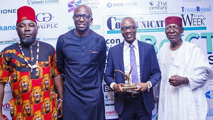 (L-r): Ken Nwogbo, founder and Editor-in-Chief of Nigeria CommunicationsWeek; Chukwuemeka Fred Agbata (CFA), presenter of TechTrends on Channels; Olufemi Ake, country manager of ESET (Nigeria/Ghana) and Chris Uwaje, director general, Delta State ICT Hub, shortly after ESET was presented with the award at BoICT distinguished lecture/awards 2017 held at Eko Hotel at the weekend.